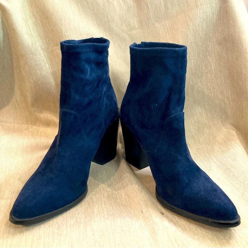 WISHBONE COLLECTION Sz  9 Stacked Heel Textile Zipper Back Pointy Toe Booties
